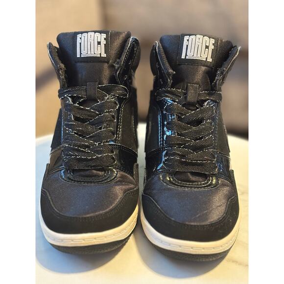 Nike Force Women’s Size 6 - Picture 4 of 10